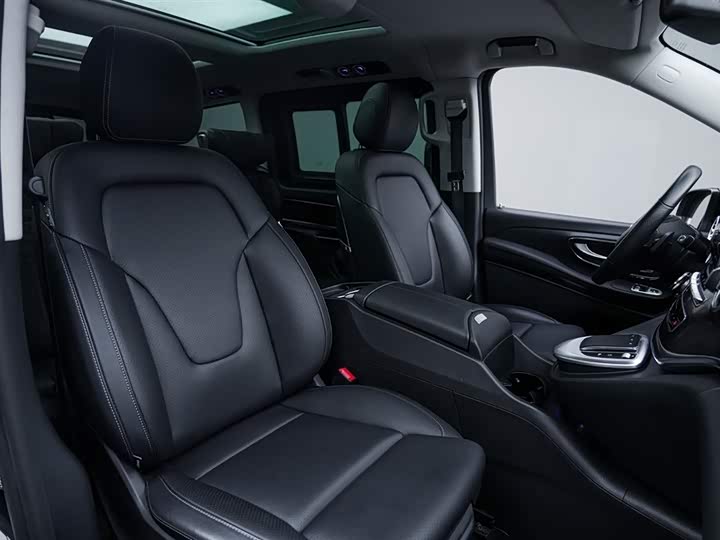 Mercedes-Benz V-Class V 260 — фото 13