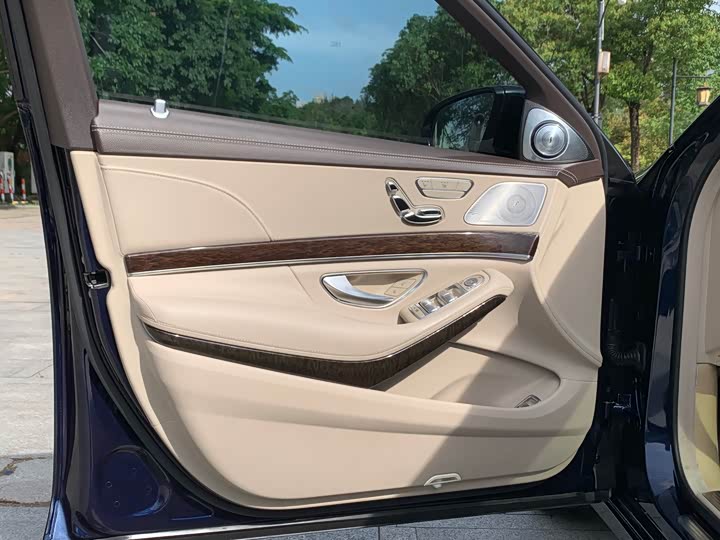 Mercedes-Benz S-Class S 320 L — фото 11