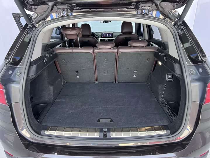 BMW X1 2016 s Drive 18 Li — фото 15