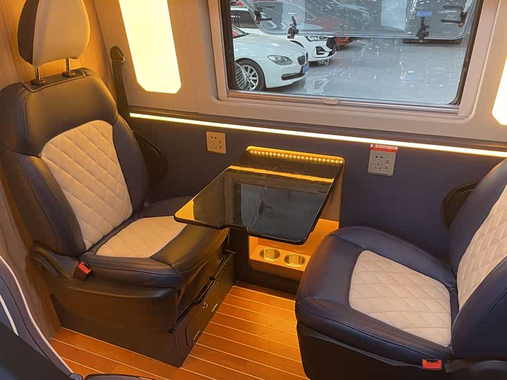 SAIC Maxus V 90 2021 2.0 T V 90 B — фото 10