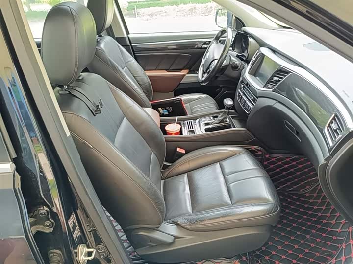 Trumpchi GS7 2017 280 T 2 WDLuxury — фото 25