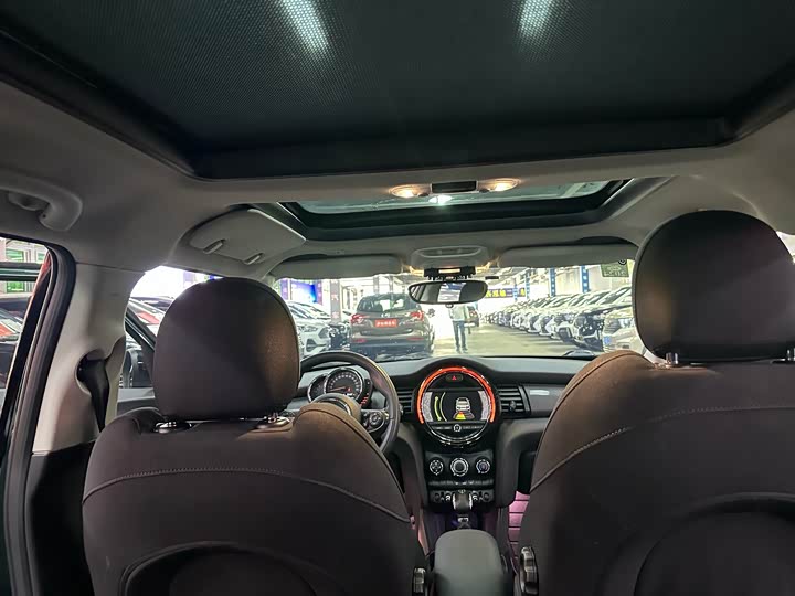 MINI Hatch — фото 15