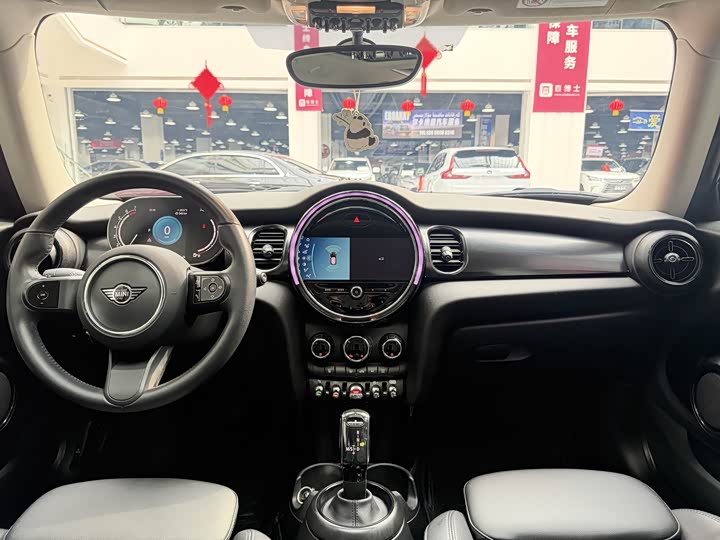 MINI Hatch — фото 11