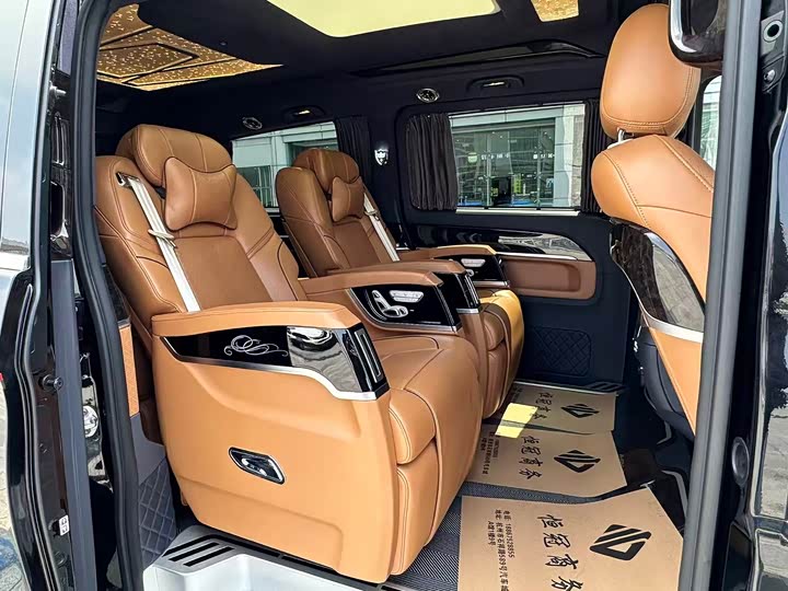 Mercedes-Benz V-Class 2021 V 260 L — фото 8
