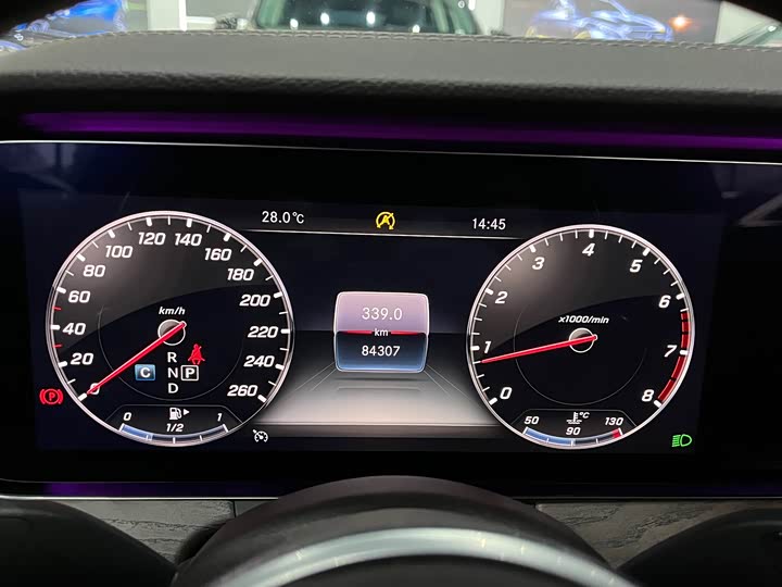 Mercedes-Benz E-Class 2020 E 300 L — фото 18