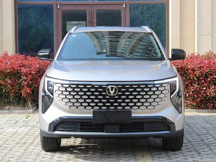 Changan CS55 PLUS 2026 1.5 T Premium — фото 3