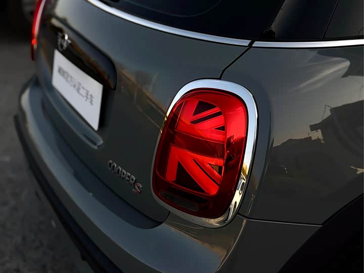 MINI Hatch — фото 14