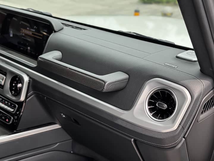 Mercedes-Benz G-Class 2019 G 500 — фото 9