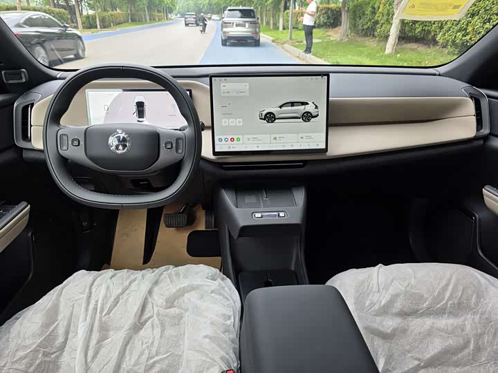 Volvo XC70 Hybrid 2026 4 WD Core — фото 6