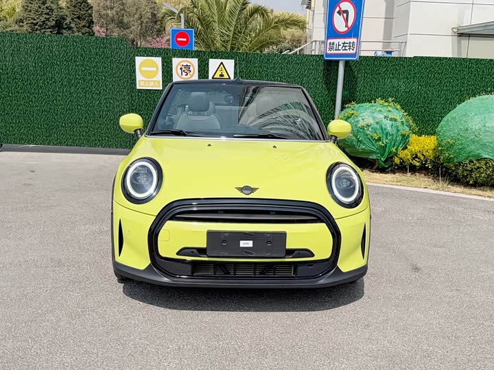 MINI Cabrio — фото 2