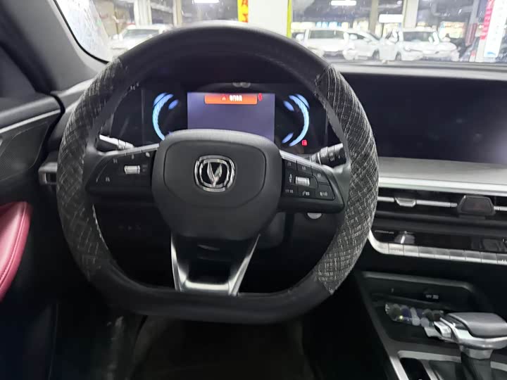 Changan CS35 PLUS 2021 NE 1.4 T DCTLuxury — фото 12