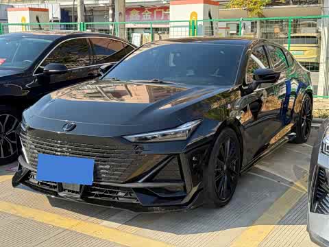 Changan UNI-V 2023 1.5 T — фото 13