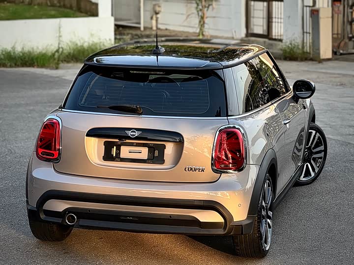 MINI Hatch — фото 15