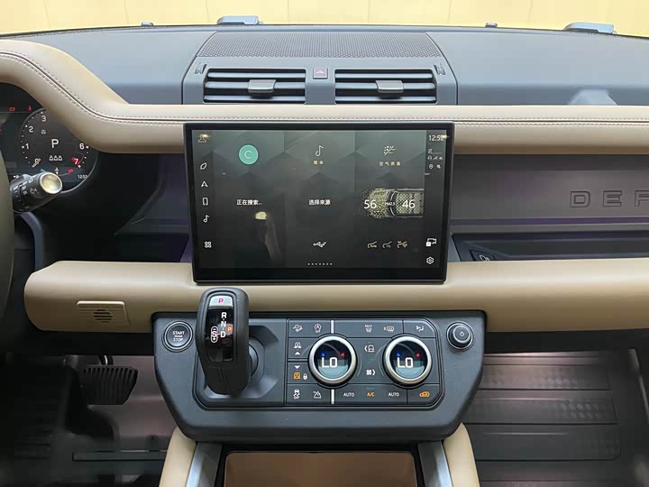 Land Rover Defender — фото 14