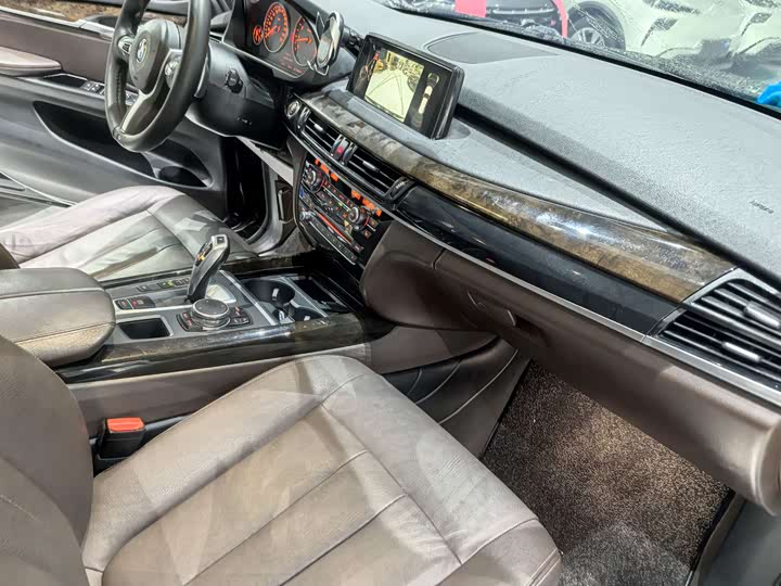 BMW X5 2015 x Drive 35i — фото 14