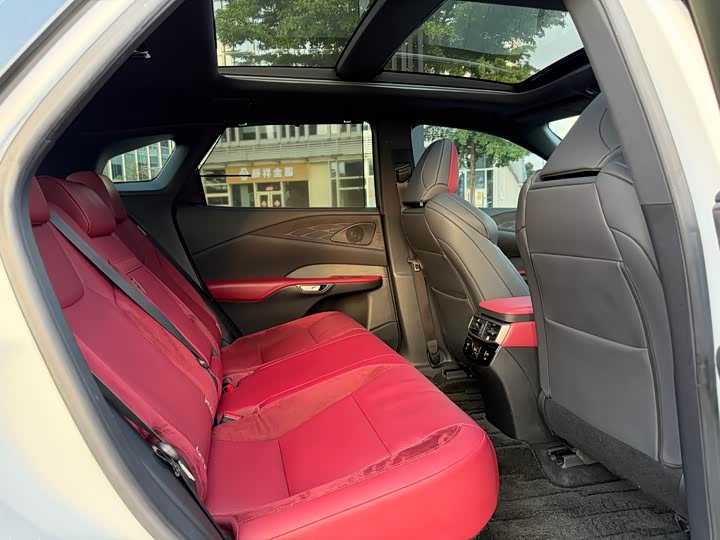 Lexus RX 2023 500h 4 WDF SPORT Performance — фото 9