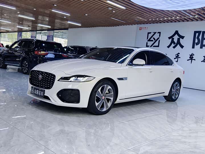 Jaguar XFL 2023 XFL 2.0 T P 200 2 WD — фото 1