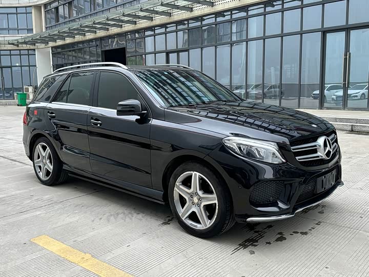 Mercedes-Benz GLE 2015 GLE 400 4 MATIC — фото 3