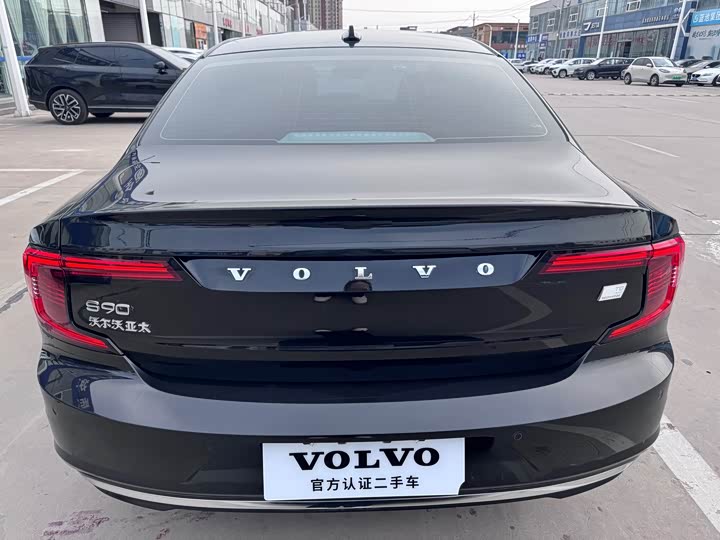 Volvo S90 Hybrid 2023 T 8 4 WD — фото 5
