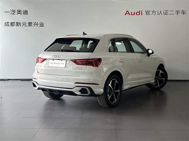 Audi Q3 2024 35 TFSI — фото 4