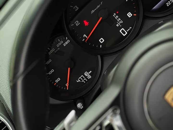 Porsche Boxster 2022 Boxster T 2.0 T — фото 3