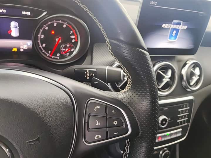 Mercedes-Benz GLA 2018 GLA 200 — фото 16