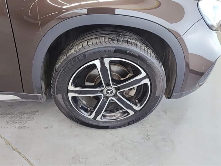 Mercedes-Benz GLA 2018 GLA 200 — фото 6