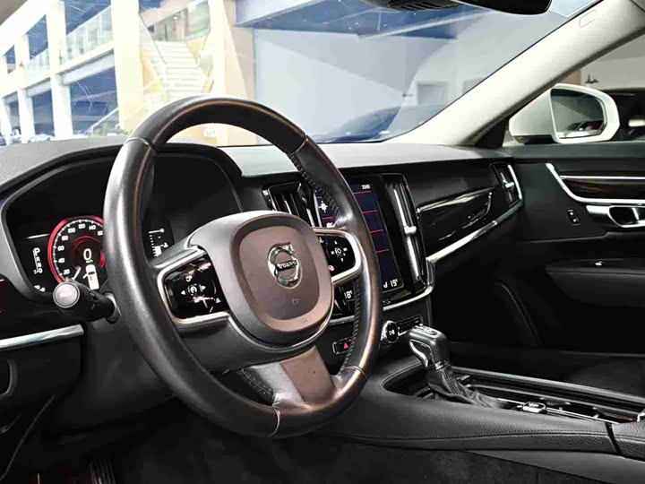 Volvo S90 2018 T 4 — фото 4