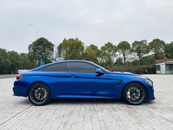 BMW M4 2018 M 4 CS — фото 4