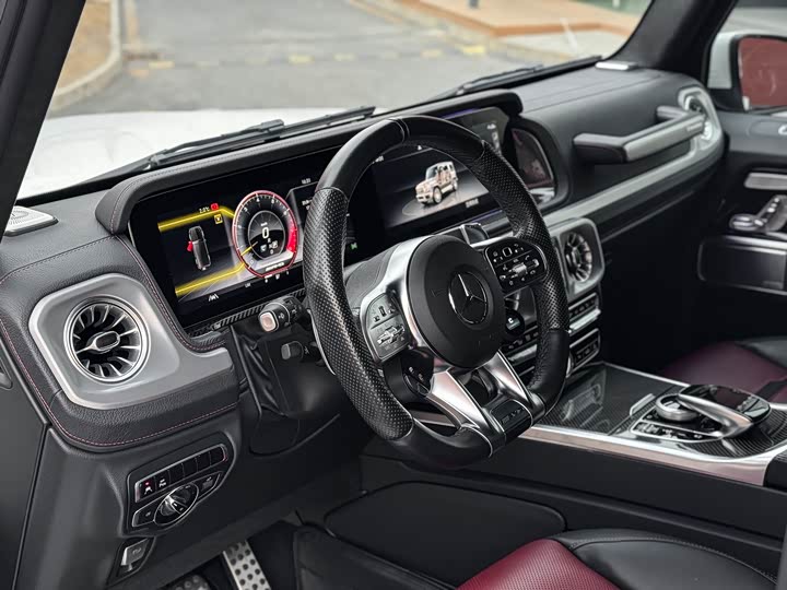 Mercedes-Benz G-Class 2022 AMG G 63 — фото 10