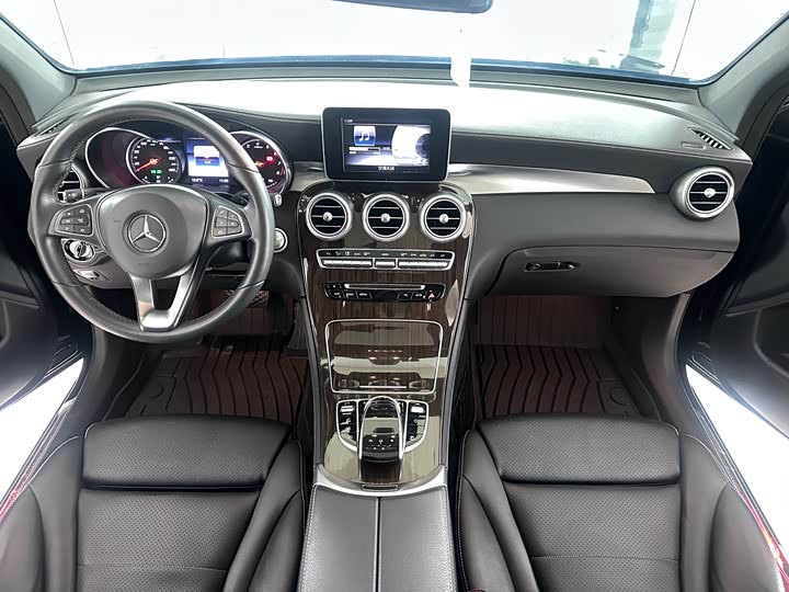 Mercedes-Benz GLC 260 4MATIC динамик — фото 12
