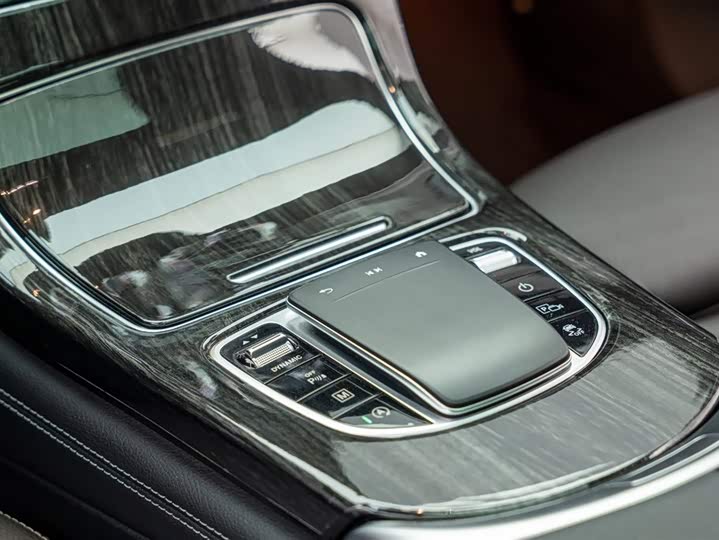 Mercedes-Benz GLC 2021 GLC 260 L 4 MATIC — фото 14