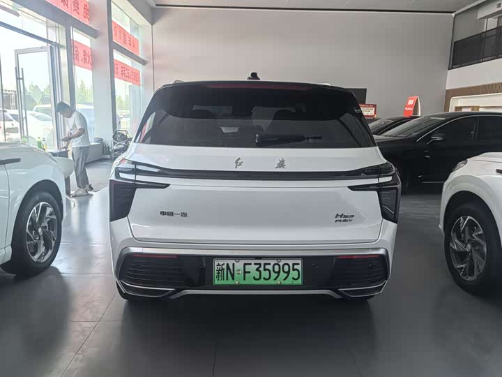 Hongqi HS3 PHEV 2025 117km — фото 8