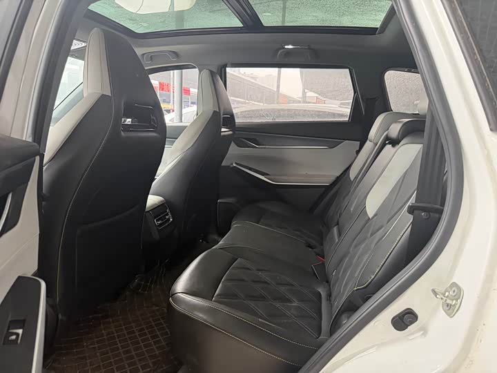 Changan CS75 PLUS 2023 1.5 T ATPremium — фото 5