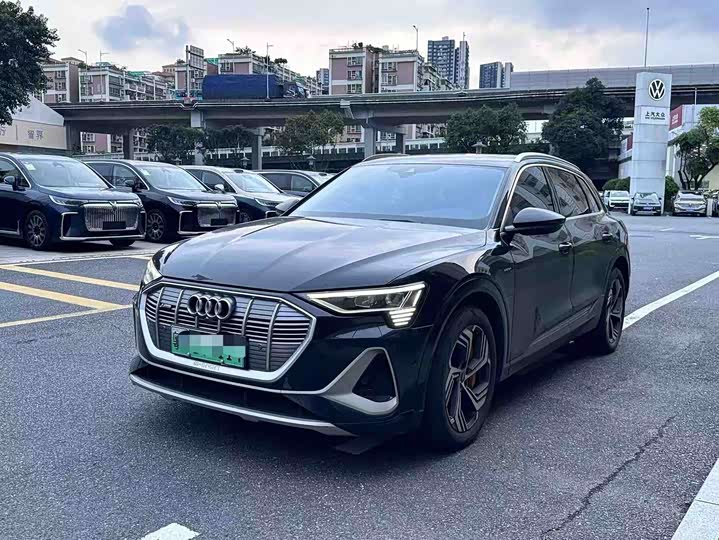 Audi e-tron 2021 50 quattro