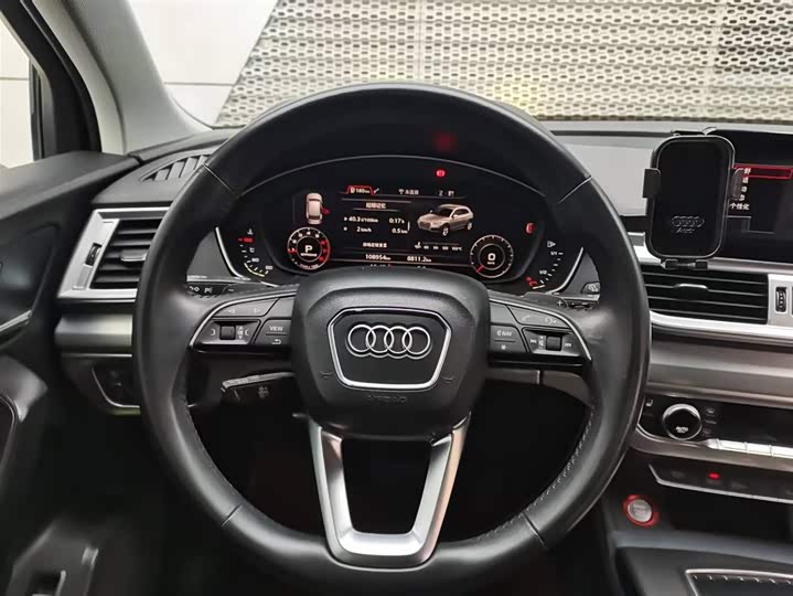 Audi Q5L 2018 40 TFSI V — фото 19