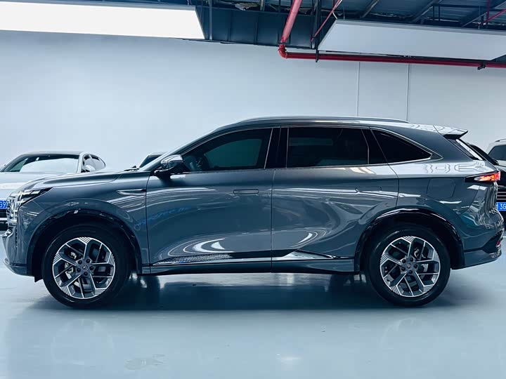 Changan CS75 PLUS 2025 1.5 T — фото 12