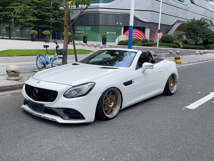Mercedes-Benz SLC 2018 SLC 300 Sport — фото 9