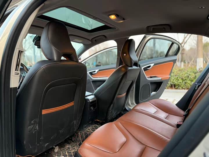 Volvo S60 2018 S 60 L T 4 — фото 6
