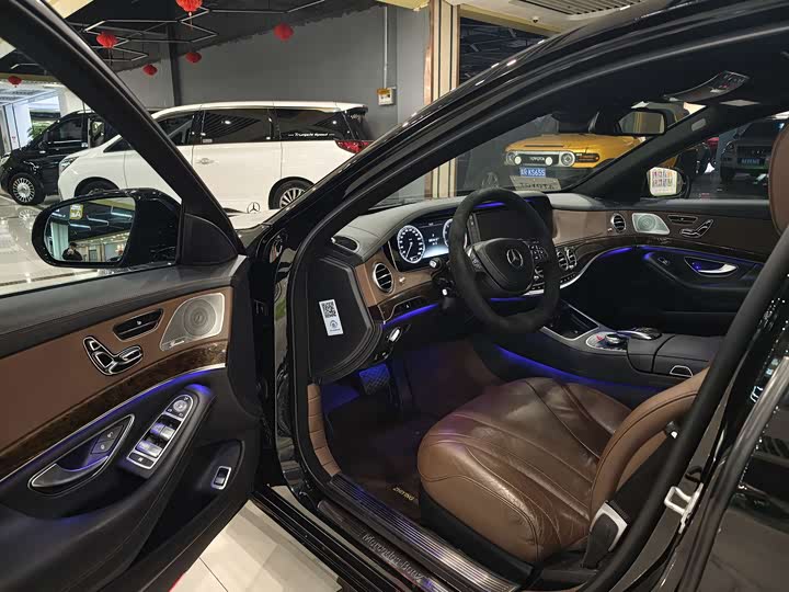 Mercedes-Benz S-Class 2016 S 320 L Luxury — фото 4