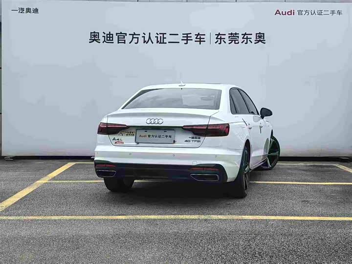 Audi A4L 2024 40 TFSI — фото 4