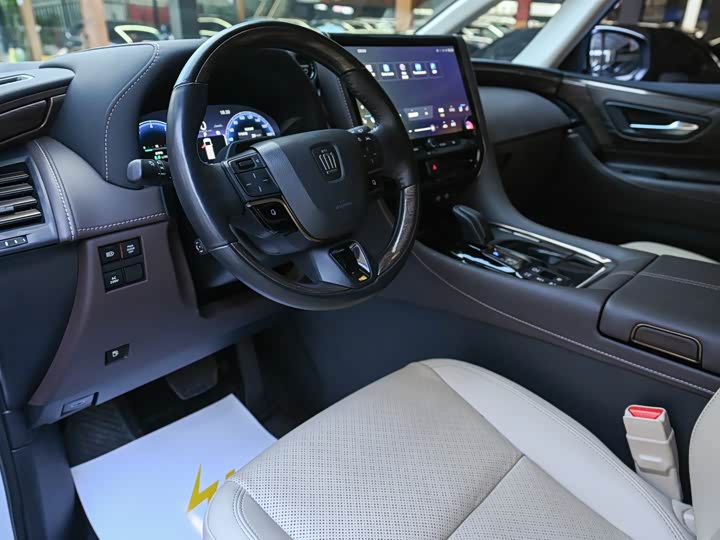 Toyota Vellfire — фото 6
