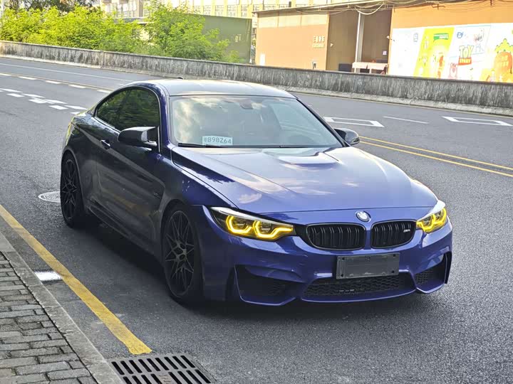 BMW M4 — фото 3