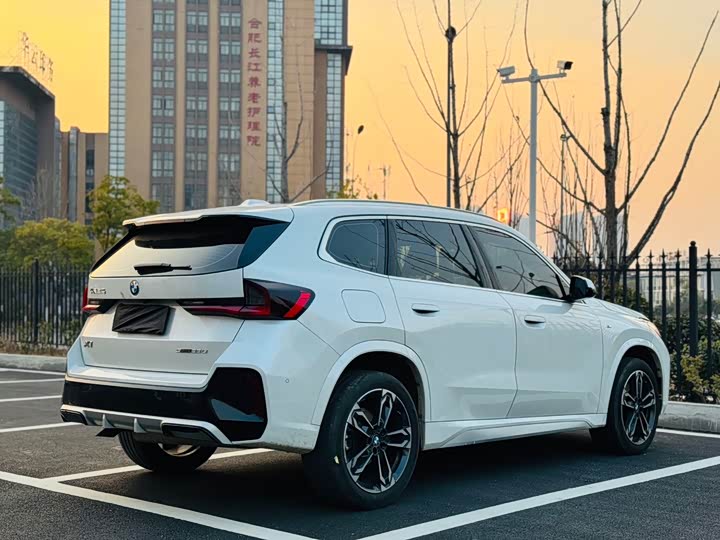 BMW X1 2023 s Drive 25 Li M — фото 7