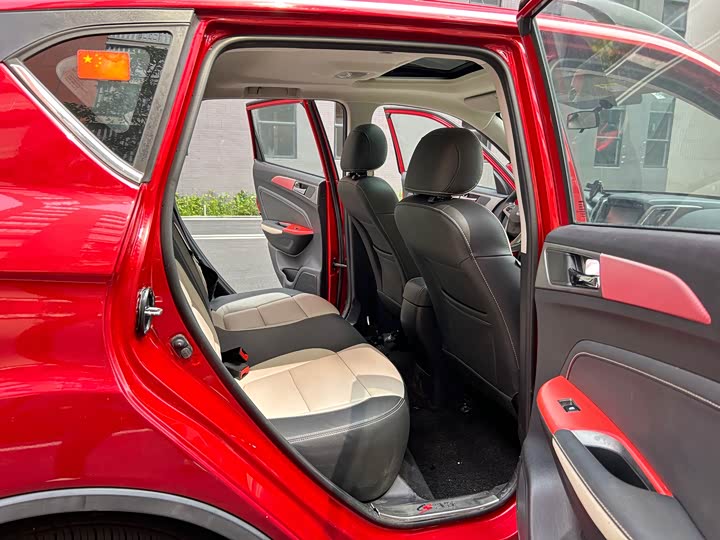 Changan CS35 2017 1.6 L ATLuxury — фото 10