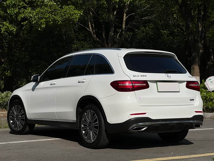 Mercedes-Benz GLC 2017 GLC 260 4 MATIC — фото 5