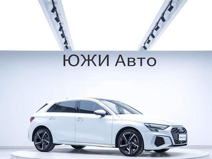 Audi A3 2023 Sportback 35 TFSI Sport — фото 5