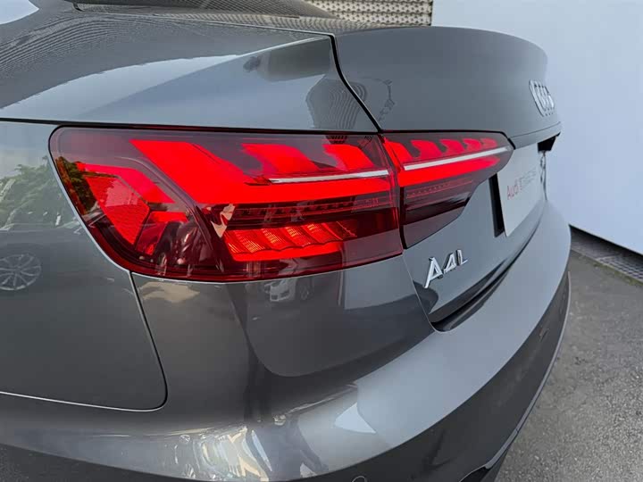 Audi A4L 2023 40 TFSI — фото 12