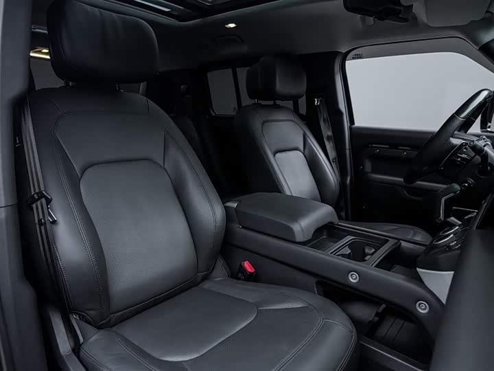 Land Rover Defender — фото 13