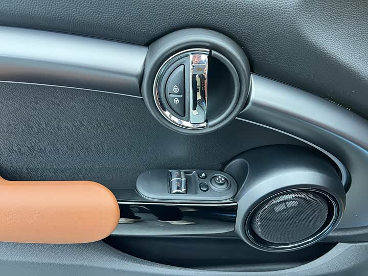 MINI Hatch — фото 3